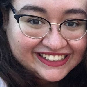 Meet your Posher, Andrea